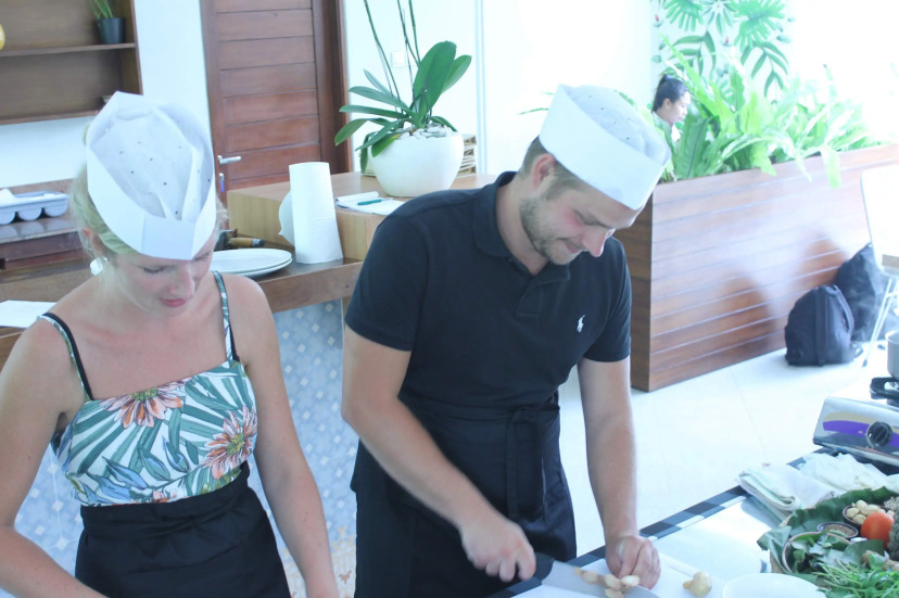 Tapa Tepi Kali Canggu by Pramana 20