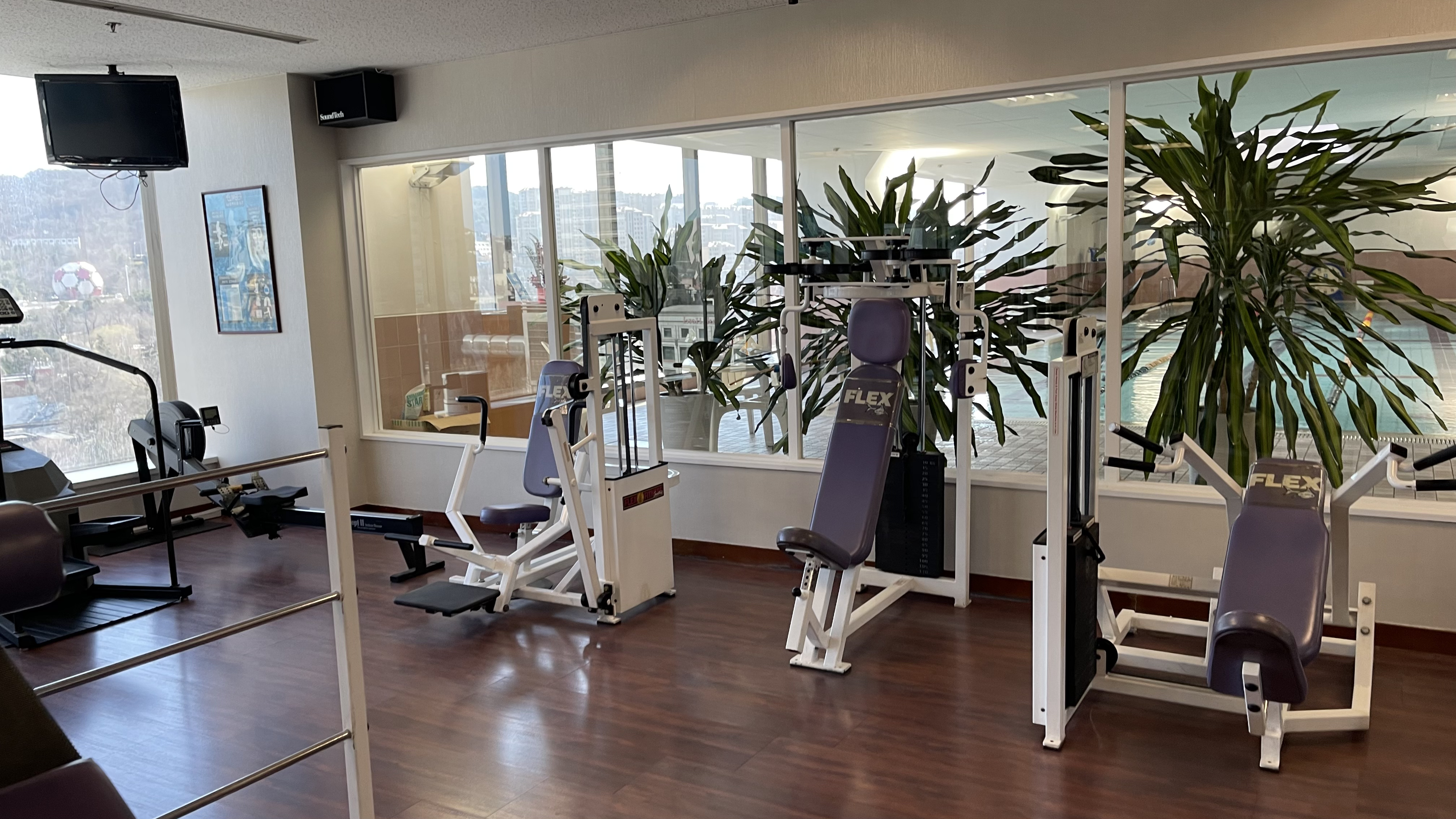 Ruishi Hotel Dalian (ex. Swish Hotel Dalian) 3