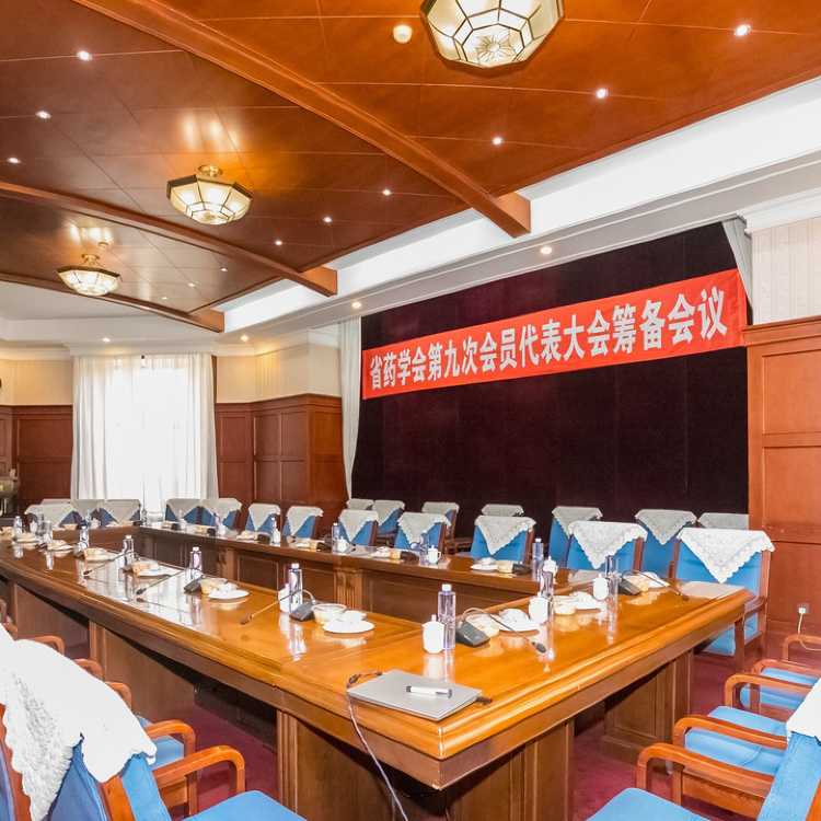 Longmen Building Hotel 30