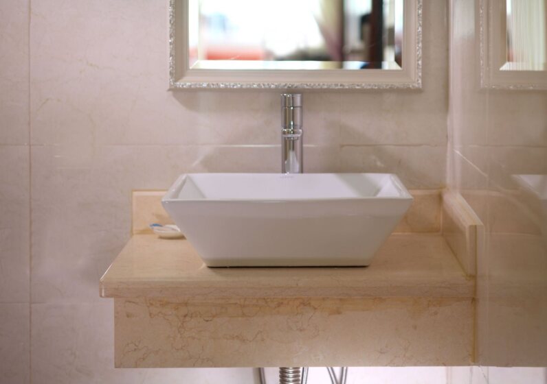 Care Hotel Coast Collection 8