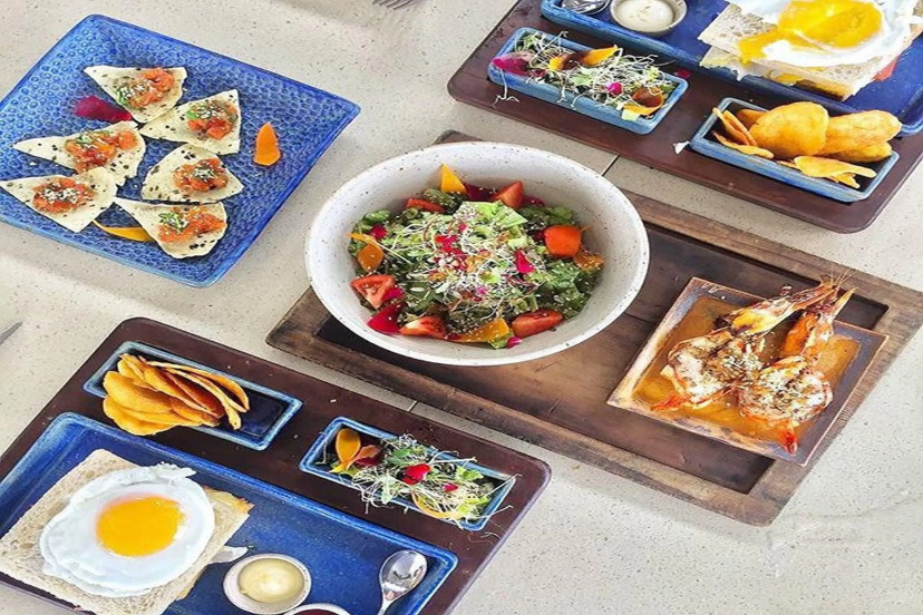 Crimson Resort & Spa Boracay 12