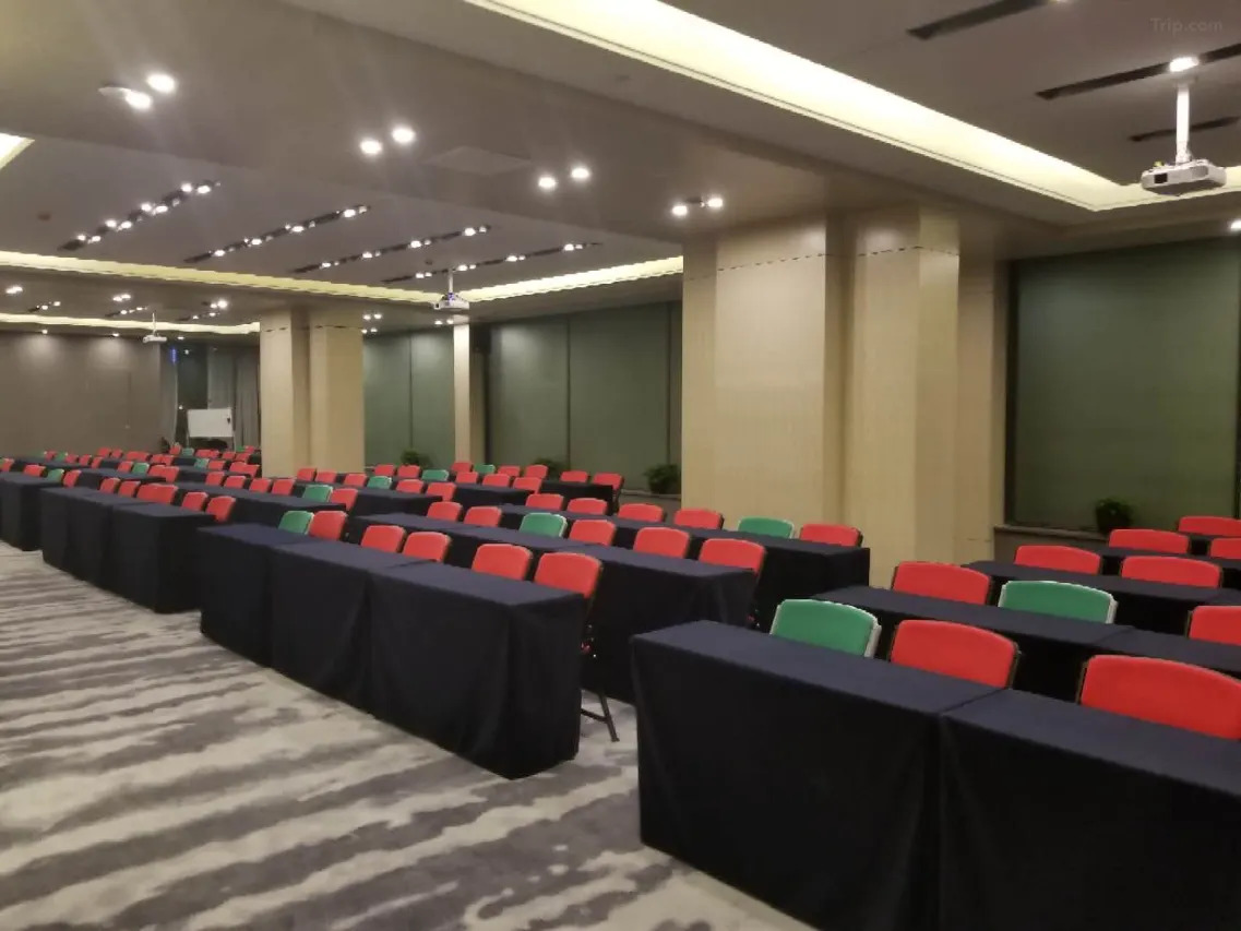 City Convenience Hotel (Changchun High-tech Zone Guanggu Street Store) 6