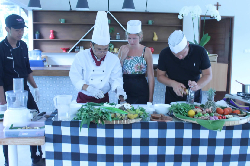 Tapa Tepi Kali Canggu by Pramana 23