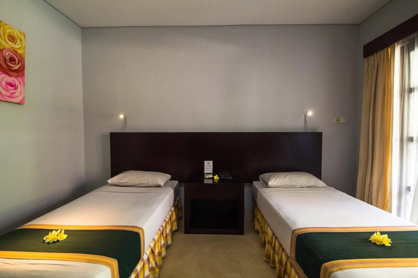 Fourteen Roses Beach Hotel 3