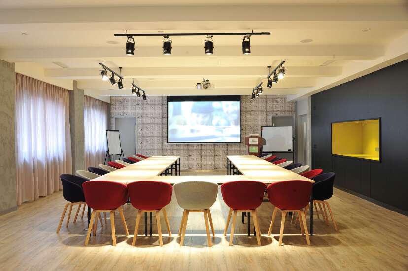 Campanile Shanghai Natural History Museum 18