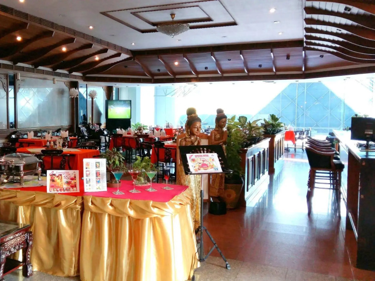 Cloudotel Walking Street 22