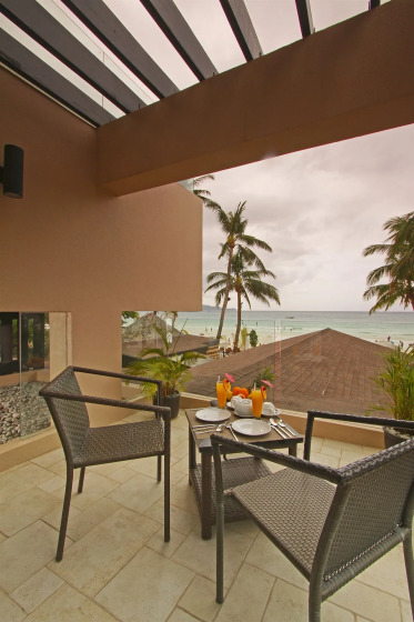 Two Seasons Boracay Resort 20