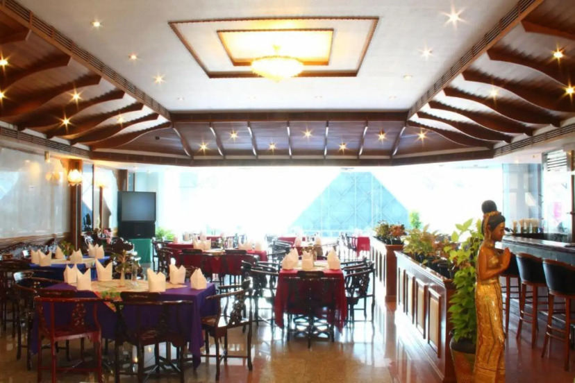 Cloudotel Walking Street 24