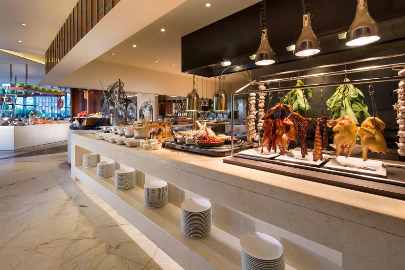 Crowne Plaza Sanya City Center 11