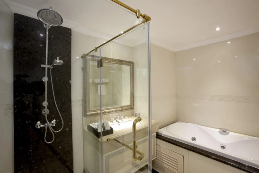 LK The Empress Pattaya 24