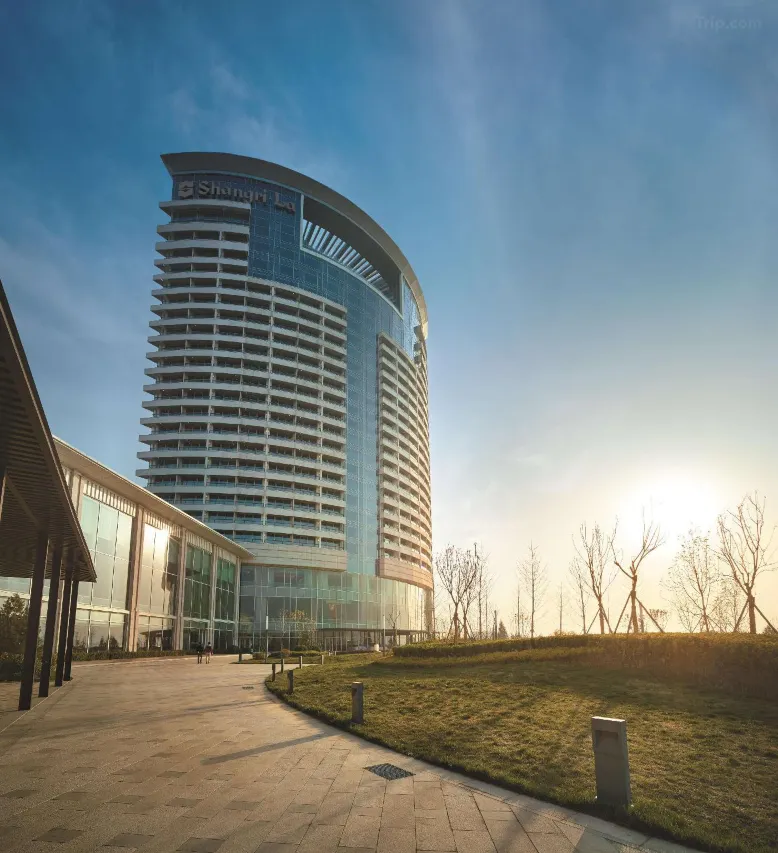 Shangri-La Qinhuangdao 0