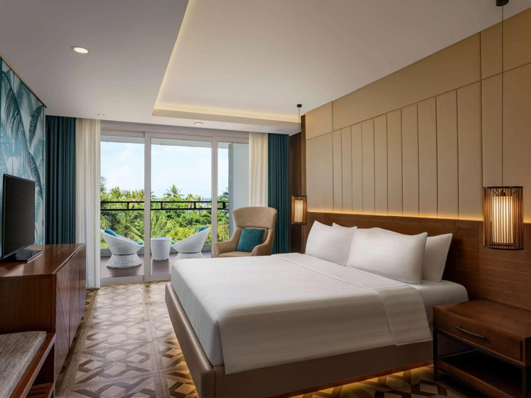 Movenpick Resort & Spa Boracay 12