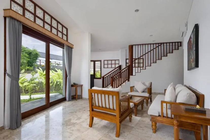 Swan Paradise A Pramana Experience 1