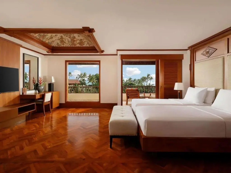 Nusa Dua Beach Hotel and Spa  2