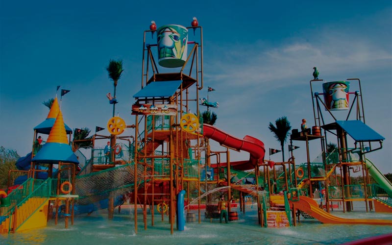 Аквапарк и песчаные скульптуры в Бэйдайхэ