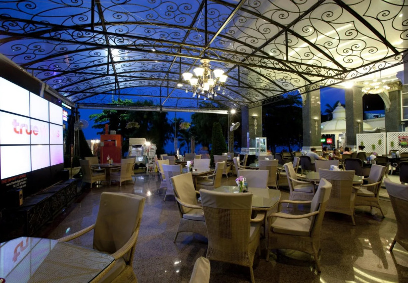 LK The Empress Pattaya 32