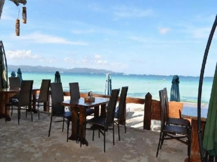 Jony's Beach Resort 23