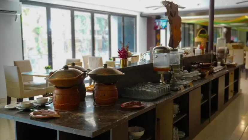 Grand Kuta Hotel and Residence 17