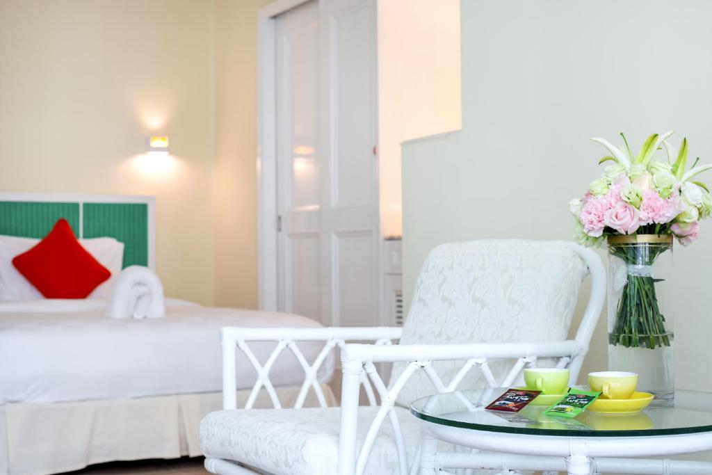 Sunshine Resort Intime Sanya 4