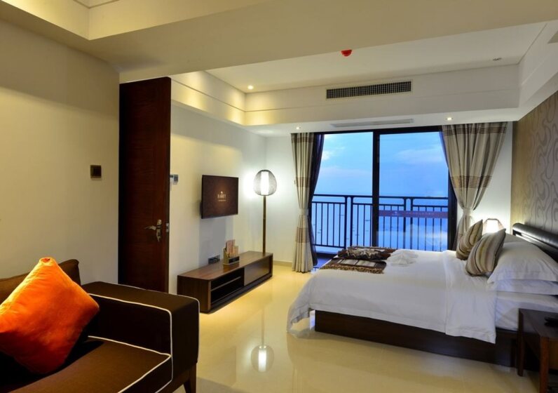 Barry Boutique Seaview Hotel Sanya 5