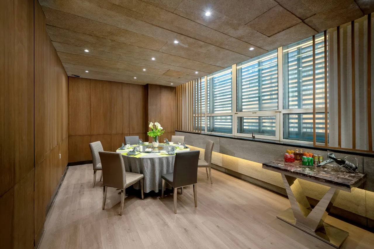 Wanda Holiday Hotel 9