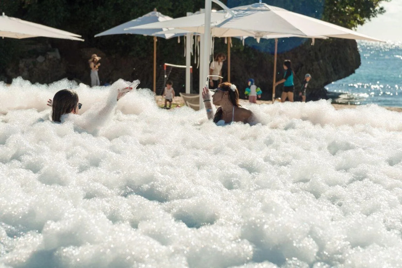 Crimson Resort & Spa Boracay 29