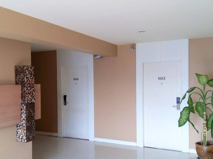 Cloudotel Walking Street 12