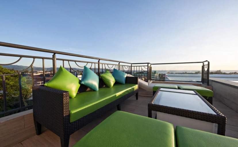 Lime Hotel Boracay 7