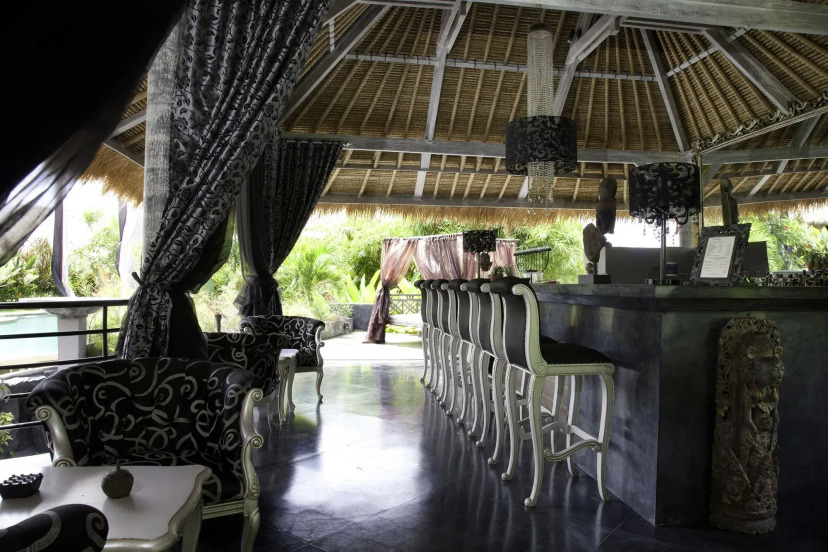 VILLA MATHIS UMALAS 19