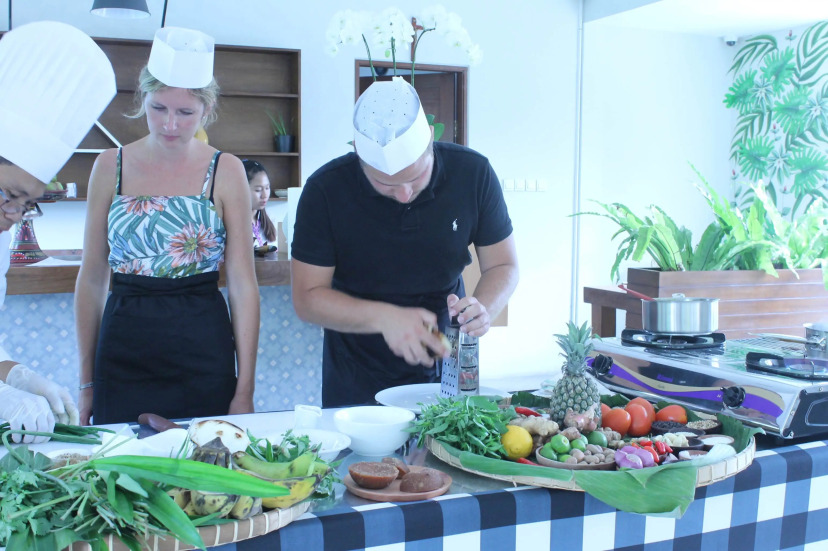 Tapa Tepi Kali Canggu by Pramana 13