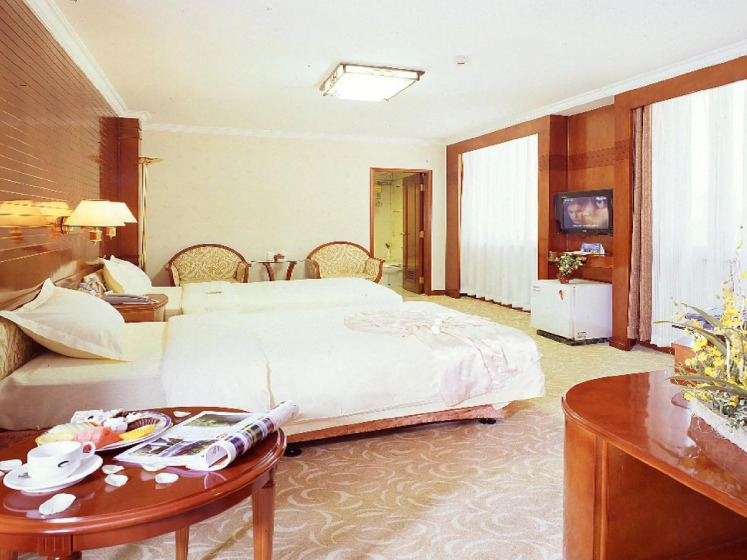 Golden Shine Hotel Dalian 3