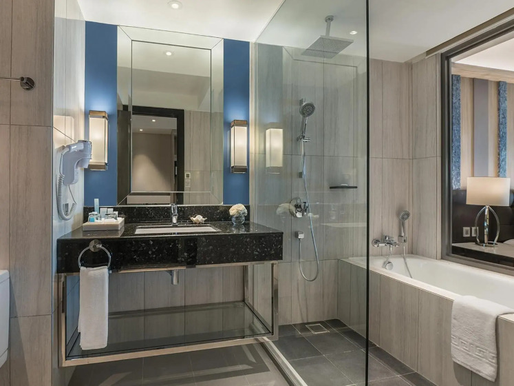 Henann Palm Beach Resort 7