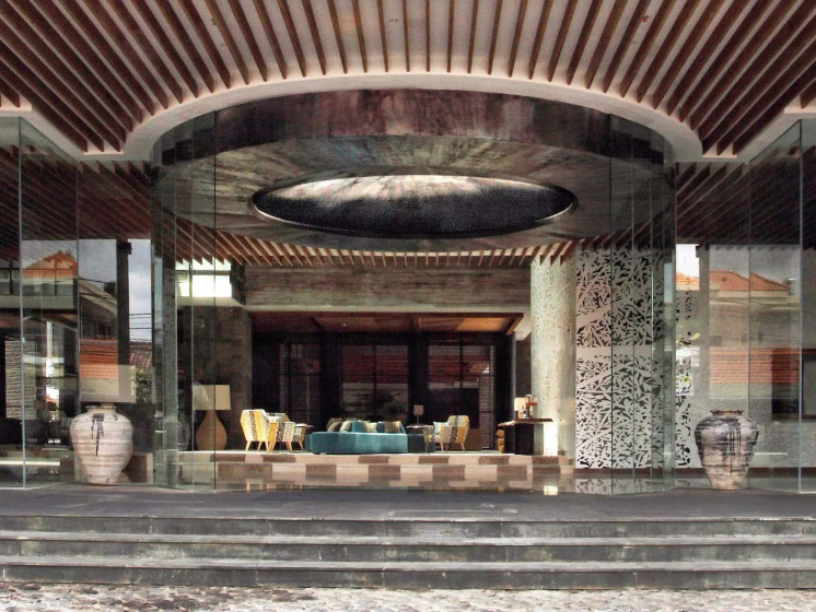 TS Suites Bali Seminyak 36