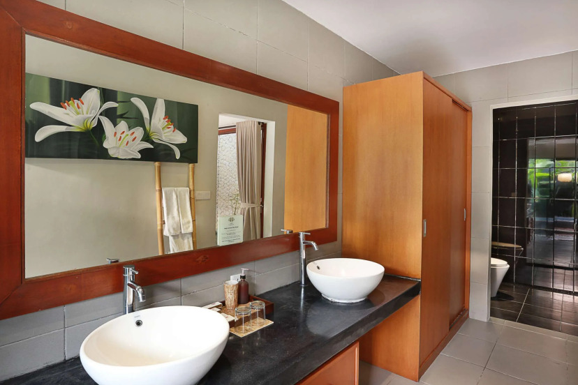 Seminyak Sanctuary Villa by Ini Vie Hospitality 8