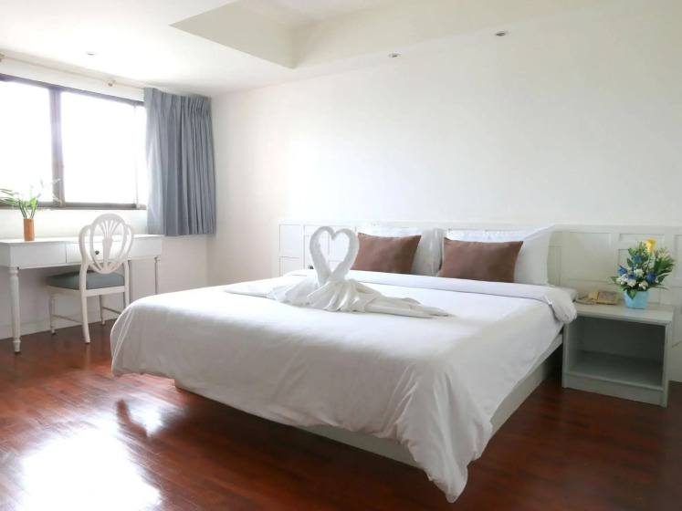 Cloudotel Walking Street 6