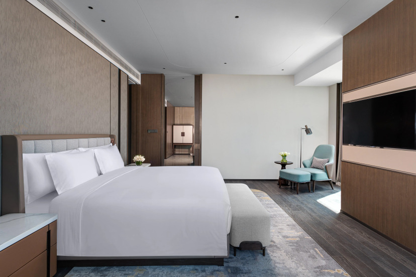 Crowne Plaza Shanghai Hongqiao by IHG 2