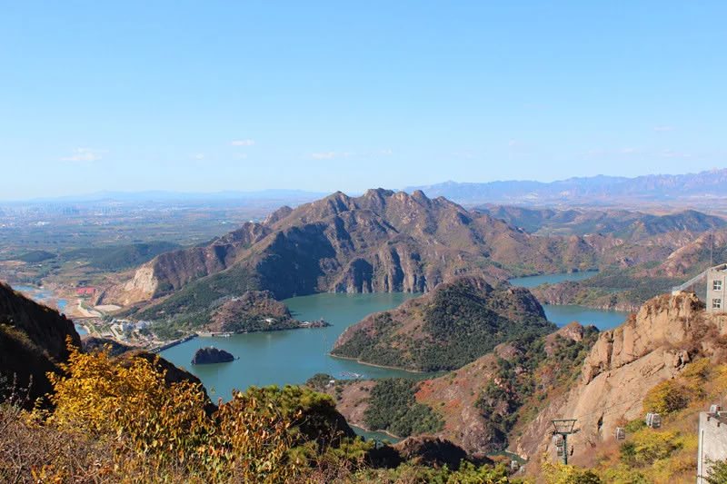 Гора Цзяошань и Великая Китайская стена