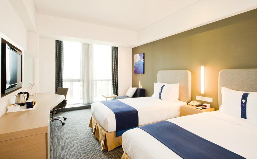 Holiday Inn Express Shanghai Jinsha 4