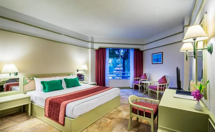 Cholchan Pattaya Beach Resort фото 21