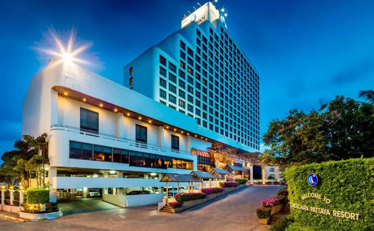 Cholchan Pattaya Beach Resort фото 2