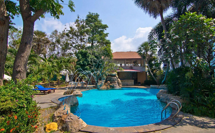 Bella Villa Pattaya 3rd Road фото 12