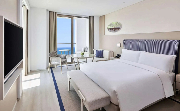 The Mermoon Resort Hainan Tufu Bay, Tapestry Collection by Hilton фото 34