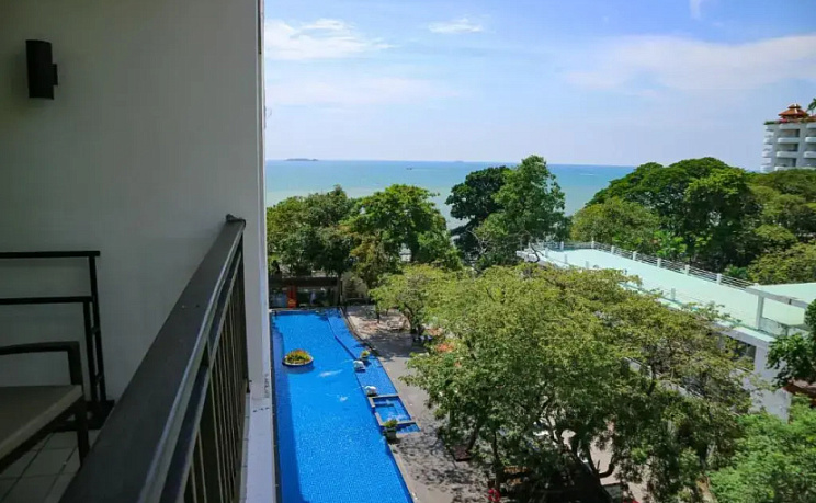 Cosy Beach Hotel фото 17