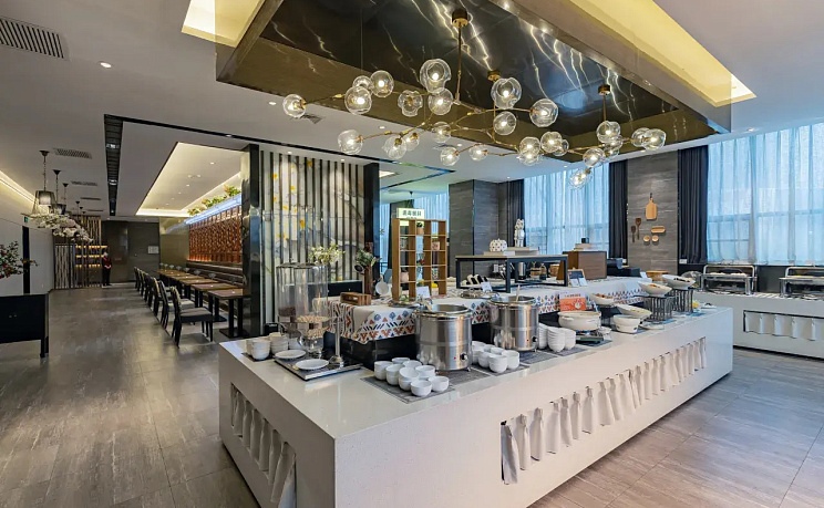 Great Wall Holiay Inn (Yichang Three Gorges Wuyue Plaza Yiling Wanda stored) фото 7