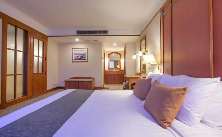 Cholchan Pattaya Beach Resort фото 14
