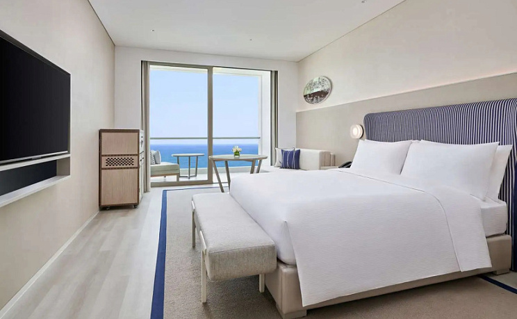 The Mermoon Resort Hainan Tufu Bay, Tapestry Collection by Hilton фото 16