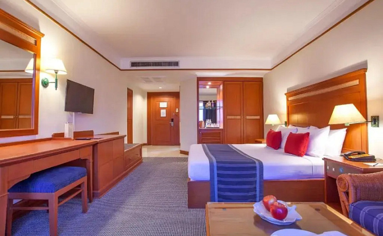 Cholchan Pattaya Beach Resort фото 16