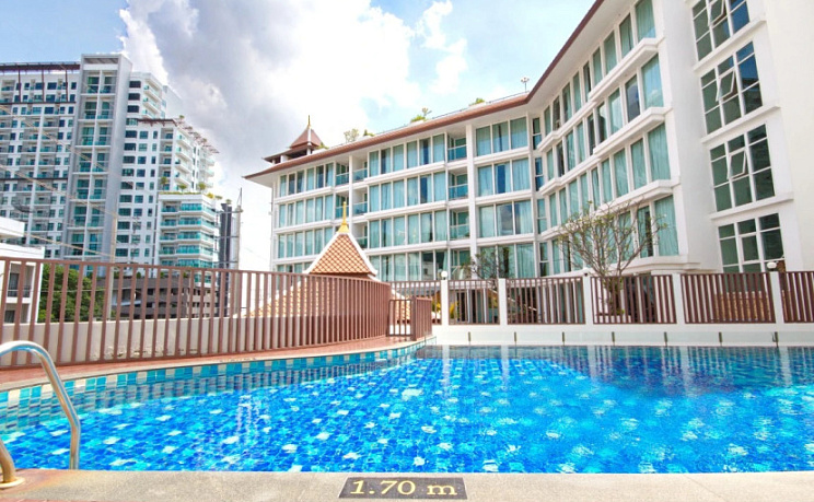 Aiyara Grand Hotel 0