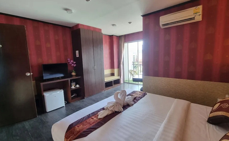 Sereneburi Patong Residence фото 4