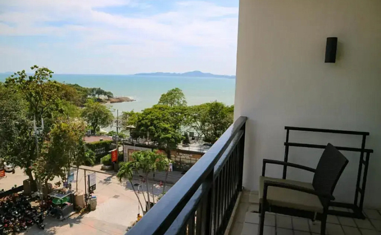 Cosy Beach Hotel фото 16